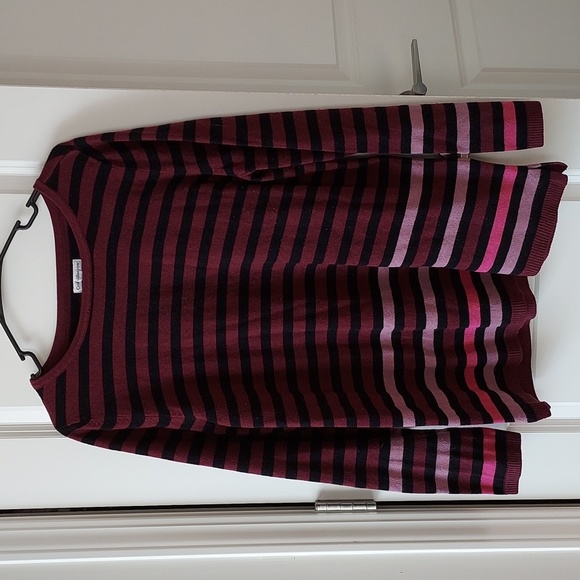 croft & barrow Sweaters - Croft & Barrow large long sleeve top/sweater maroon w/pinks black